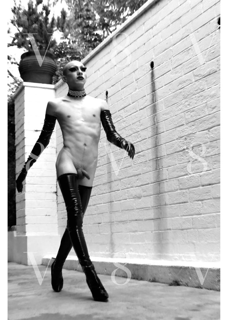 HARD FEMME STOMP 🔪 photo by Venfield8 for @Alright_Darling