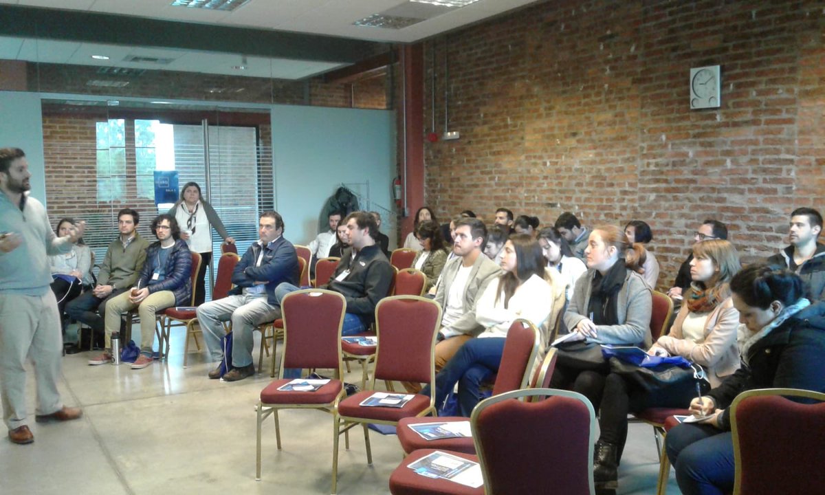 PMIMontevideo's tweet photo. Participación del Capítulo en el evento #INARQ, charlas del sábado 19/5 https://t.co/t5NUhJtXQ5