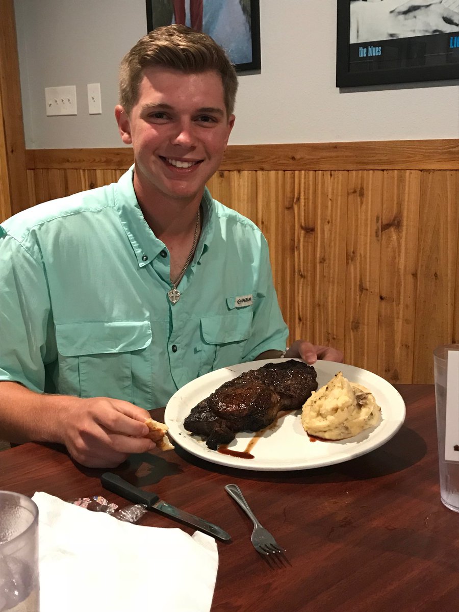 mrudis19's tweet photo. Enjoyed that birthday steak!! Happy Birthday @mattrudis19. Love you son! @leonageneral best beef anywhere. #morebeefplease https://t.co/7A2HXt1OnP