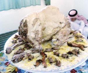 AJELNEWS24's tweet photo. #مجلس_الشورى يُناقش إنشاء مركز وطني للترشيد ومحاصرة الإسراف في الأطعمة، وفرض غرامات على الأفراد أو الأسر التي تخلف فائضا في الطعام وفرض غرامات على أي جهة رسمية تقيم مناسبة وتترك فائضاً.
.
. https://t.co/9cFPkYwK2N