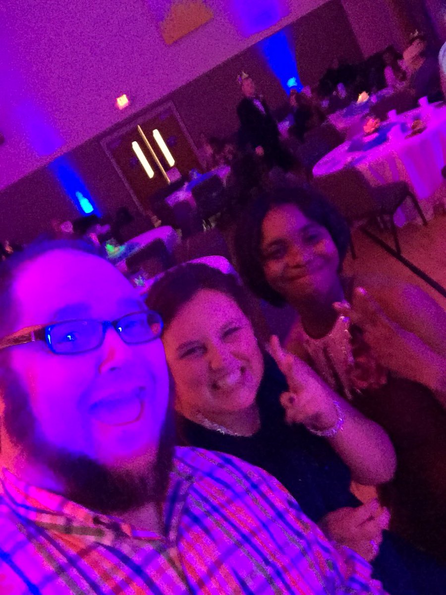 _CoachVogel's tweet photo. The best night of the year!! Love my kids!! Great night last night. #ourpromisbetterthanalltherest https://t.co/oHoqEK8xHU
