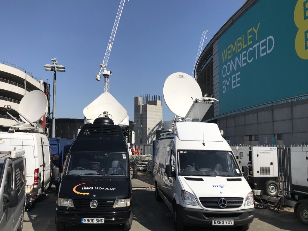 VisionEng108's tweet image. The Royal Nuptials are tied but the @EmiratesFACup is about to kick off @WembleyStadium, 
@ManUtd v @ChelseaFC. Live on @BBCSport. TV compound is filled, @ArenaUHD, #Telegenic, @NEP_UK @Timeline_TV, #InputMedia, @wwwspidercamtv, @linksbroadcast &amp;amp; many more.
