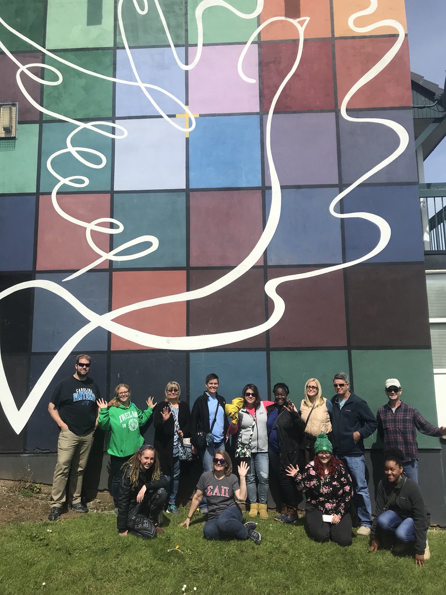 isaireland's tweet photo. Our last day with Pitt Community College and we are in Derry City, - and the Derry Civil Rights Story as told by the Bogside Artists @tomwillkev #studyabroadireland #instituteofstudyabroadireland #bogsideartists #pittcommunitycollege #pccglobal https://t.co/GD4QEdd1nM
