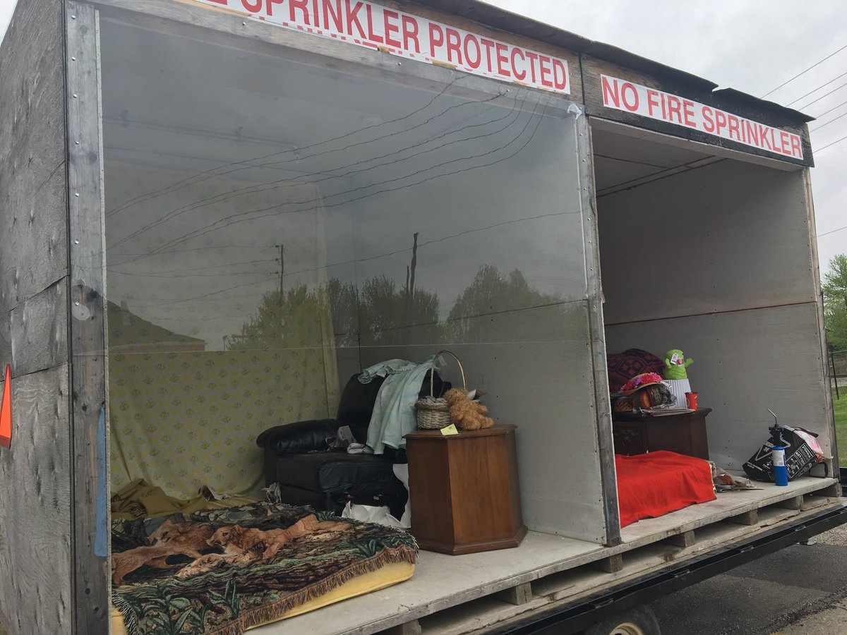 wallacekentsprk's tweet photo. Side by side sprinkler demonstration today at 11am! Come see how effective fire sprinklers can control home fires, give you more time to escape! #homefiresprinklerday @GregCKXS @casafs_john @CASAFS_Jo_Ann @HFSCorg @NFPA @firesprkpodcast @SarniaFire  @CASAFS @StClairFire https://t.co/Ji8BtMvuCX