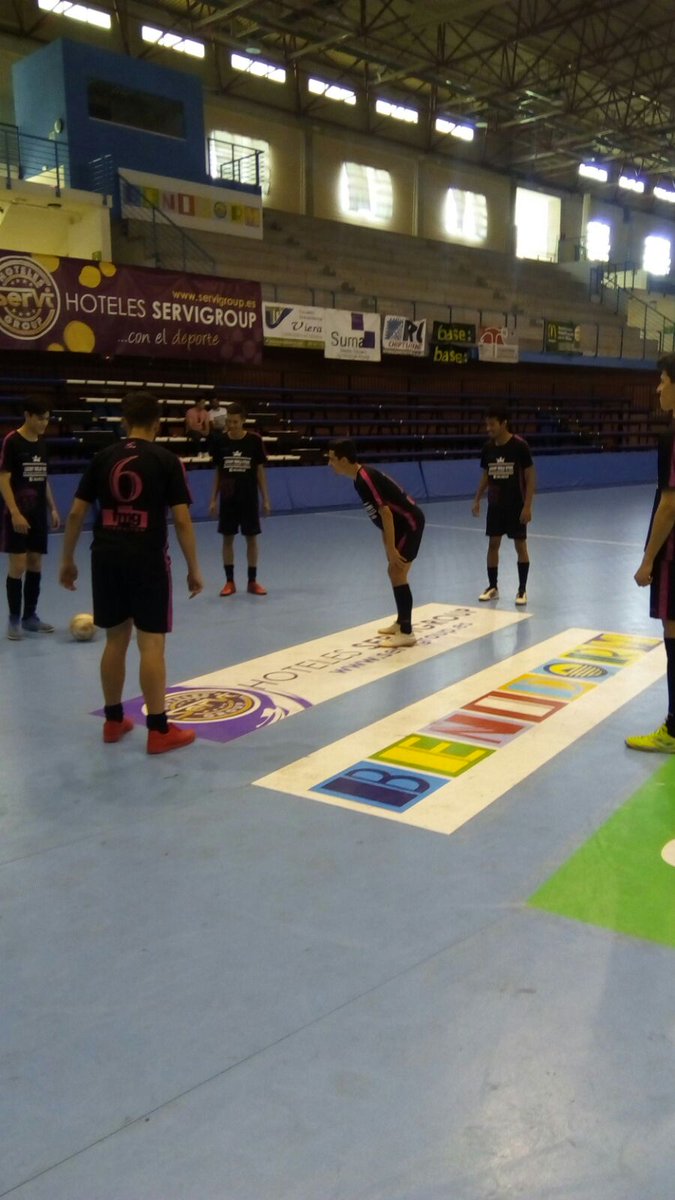 dreamfutsal1's tweet photo. Nuestro senior de 1a regional ya se encuentra en Benidorm en Pabellón Liliana Steiner para su último partido de Liga contra C.D Sporting F.S. La Nucia.

#operacionpreferente https://t.co/hlp6KSKrCZ
