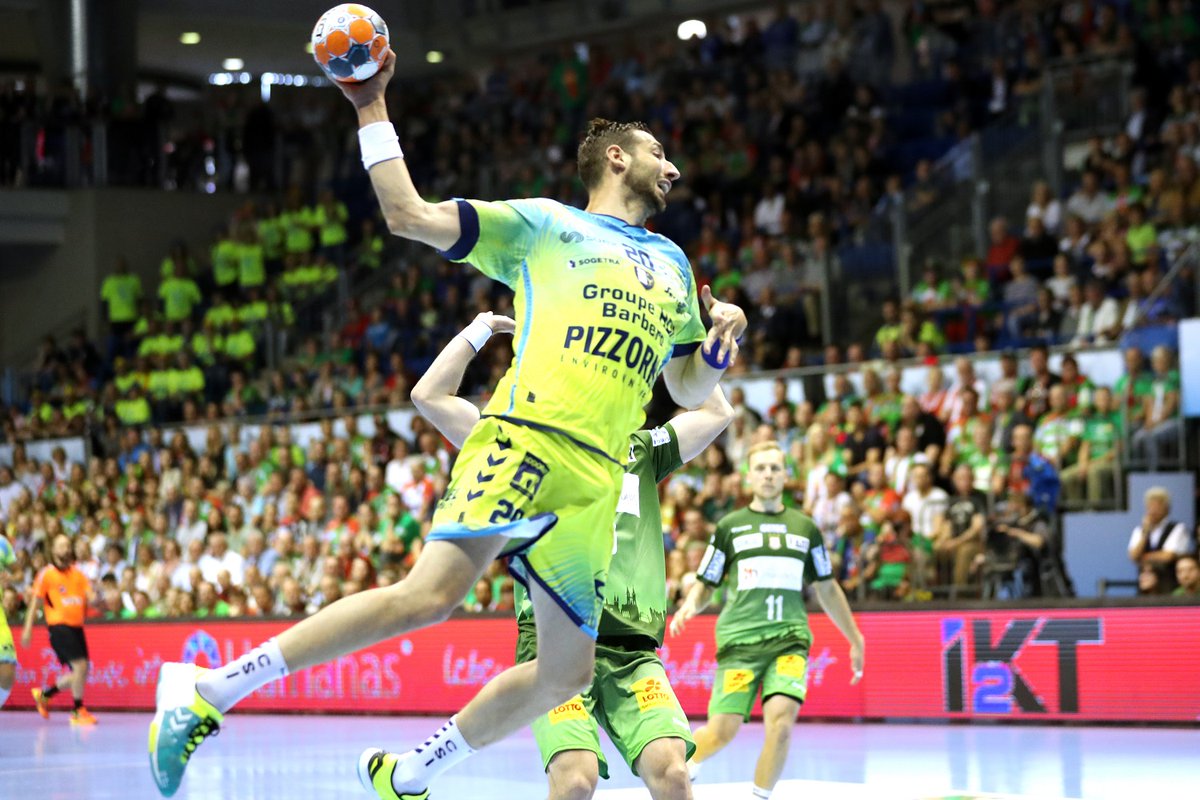 [#ehfcupfinals] Auteur de 12 buts, Raphaël Caucheteux revient sur la belle victoire de Saint-Raphaël ! L'ailier gauche ne veut pas s'arrêter là 👉 lnh.fr/autres-competi…