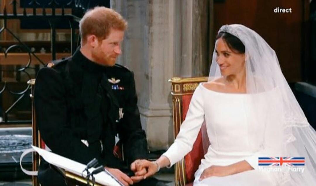 mrvsire's tweet photo. O gün yine kraliyet düğünündeyiz 👑👑👑
#RoyalWedding https://t.co/ZK8RB6vrrU