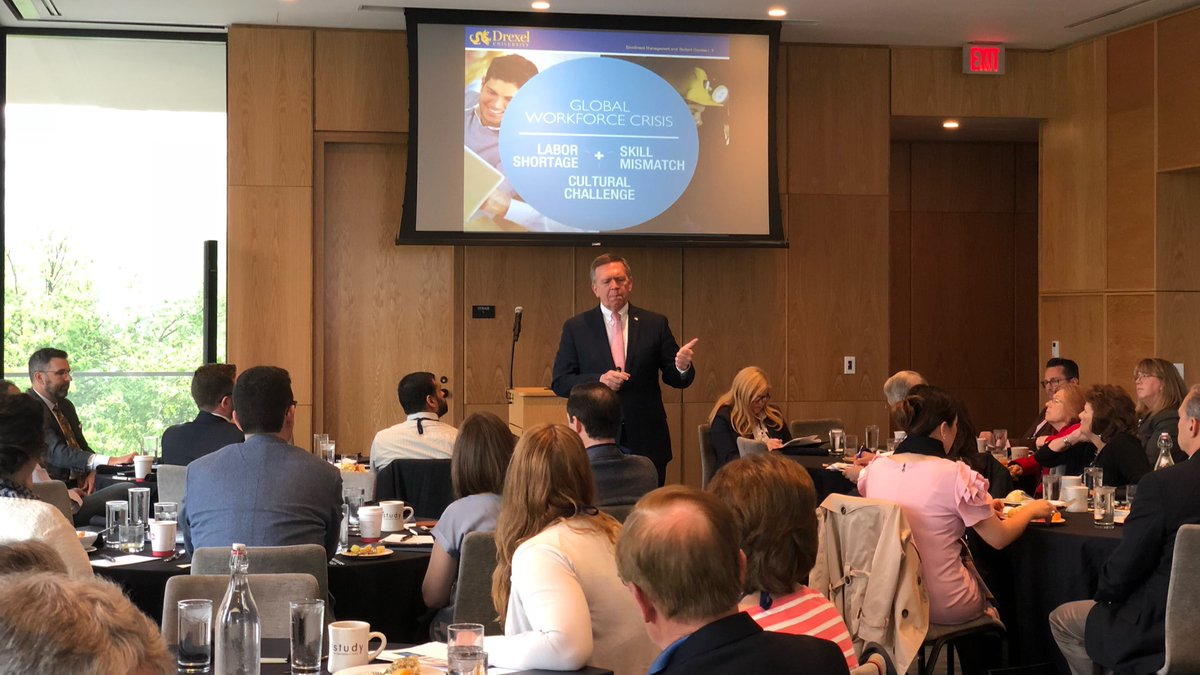 shawnmbrown's tweet photo. Presentation on trends in education, workforce, and high demand skills with @DrexelUniv VP/Enrollment Randy Deike @Drexelalumni #DrexelAW18 https://t.co/reh0d6ghXp