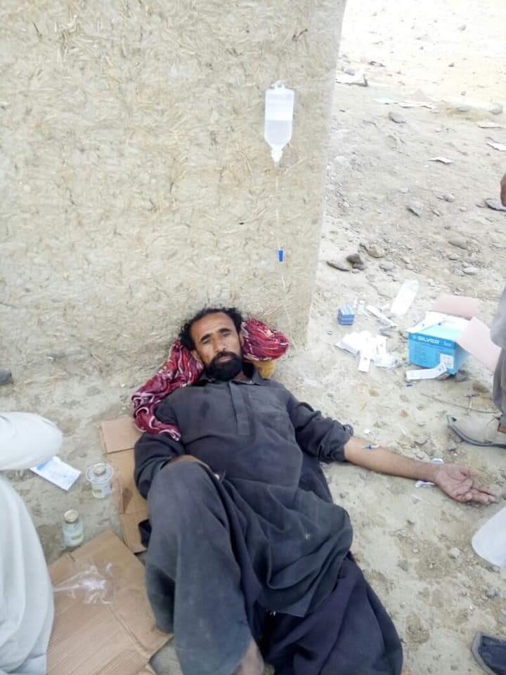 Gwahram_Baloch's tweet photo. A moment of shame for The chief minister and authorities that people in his constituency are dying because of polluted water. Most of the Rural and some parts of urban Balochistan is suffering due to scarcity of clean drinking water..
#listislong
@Senator_Baloch @MirAQBizenjo https://t.co/C7vhC6w8MV