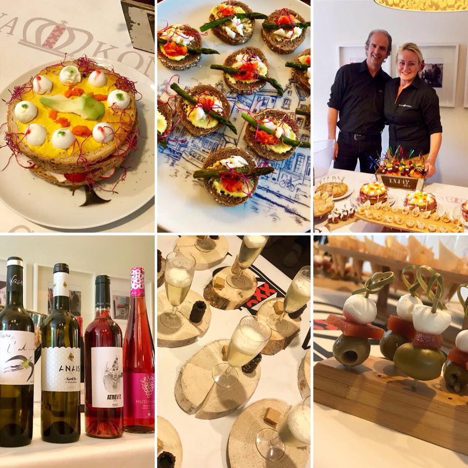 Cavakoning's tweet photo. Friday night private tasting in The Hague #cava #wine #privatetasting #wijnproeverij #oplocatie #tapas #pinxtos #passionforspanishfood https://t.co/uz8lU1o8gR