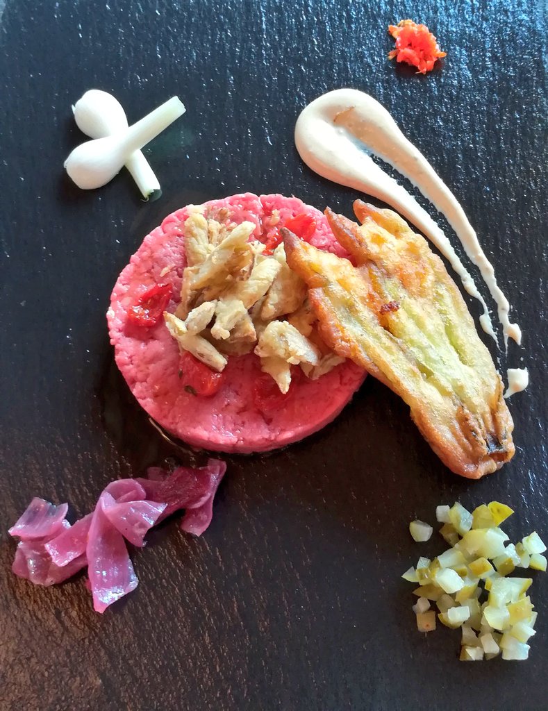 LaConsiglieria's tweet photo. .@anboemo

#uovoincamicia con #asparagi #Docg di #BassanodelGrappa #tartare di #manzo e #cipolla di #Tropea #chef #MassimilianoMinchio #ristorante #LaStaffa #SanZenonedegliEzzelini

@Barbaga3Gaetano @calabriaonline @trevisotoday @LucaPery @paoloigna1 @IlMattinoFoggia @FlipRuth https://t.co/dw1Zc1e3VP