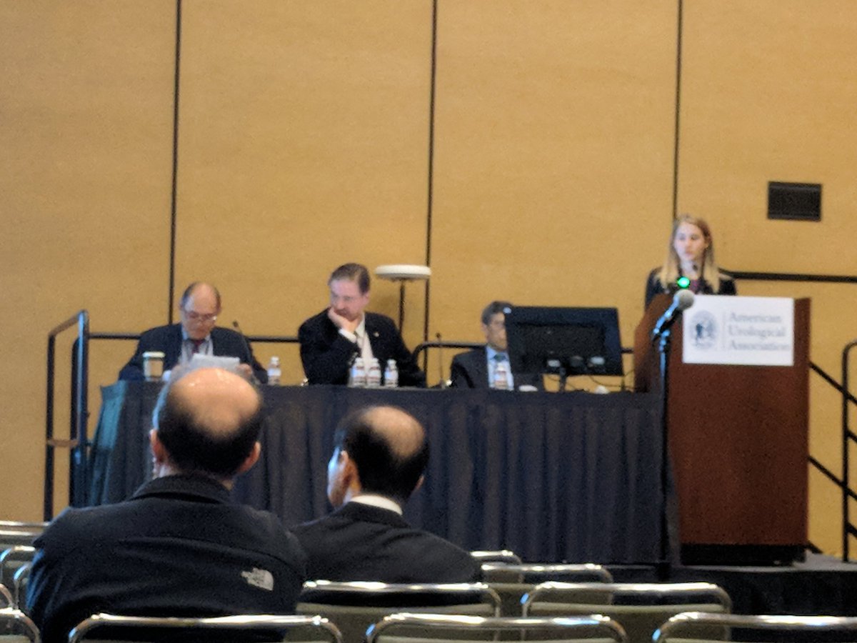 gb_delossantos's tweet photo. Bladder Microbiota differ in patients with LUTS #aua2018 #mvankuikenmd #LoyolaUrology https://t.co/VAvO9BiaFB