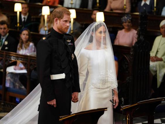 LazerteFrenchie's tweet photo. Chère Diana, il a réussi 💍Cher Harry, le meilleur reste à venir 🥂 Chère Meghan, une élégance intemporelle 👑 Retenez, ce n'est que le début et pas la fin 💐 Faites de votre mieux jour après jour 🍀 le parcours est à peine entamé, ne laissez pas les bras &amp; investissez en l'autre https://t.co/EjbQs0pSkE