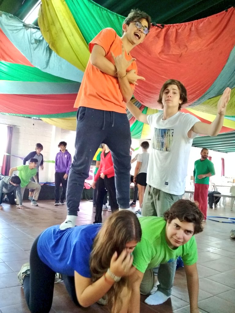 AniMaristas's tweet photo. No hay como el apoyo de los compañeros. 
#PoniendoElAlmaEnJuego https://t.co/wsvS00pHG6