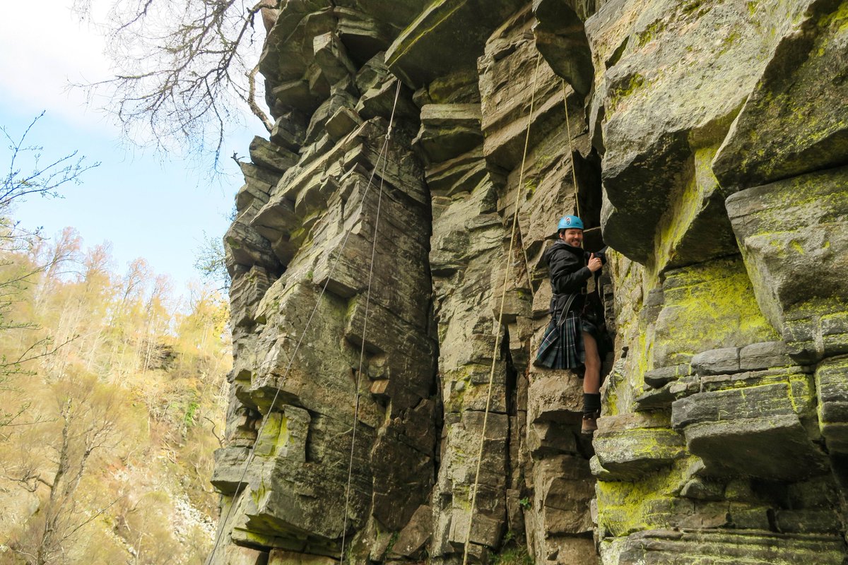 cairngormsactiv's tweet photo. The blog resulting from the second visit of the season from our blogger @travelwithakilt is now live at https://t.co/FEWXWu3Whl. Check out Neil's rock climbing in his kilt, &amp; also kayaking....not in a kilt. #rockclimbing #kayaking https://t.co/U1nN37LUQM