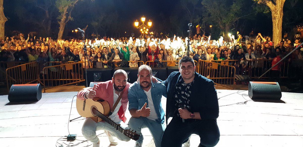 groupoceanmusic's tweet photo. Gran noche @aljibes2017 @JoanaJimenez_ @RaulElBalillaOf  @ElFolicantante + artistas https://t.co/iGnEY3zfop