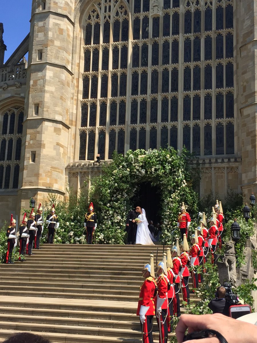 GaryLaybourne's tweet photo. Feel so proud to have been at the #RoyalWedding2018 today
However getting to share this occasion with some of my other @WeAreCoachCore colleagues &amp; people like my man @BornBarikor who all do such incredible work with their own respective organisations too was a real privilege❣️ https://t.co/gzckjWf2dS
