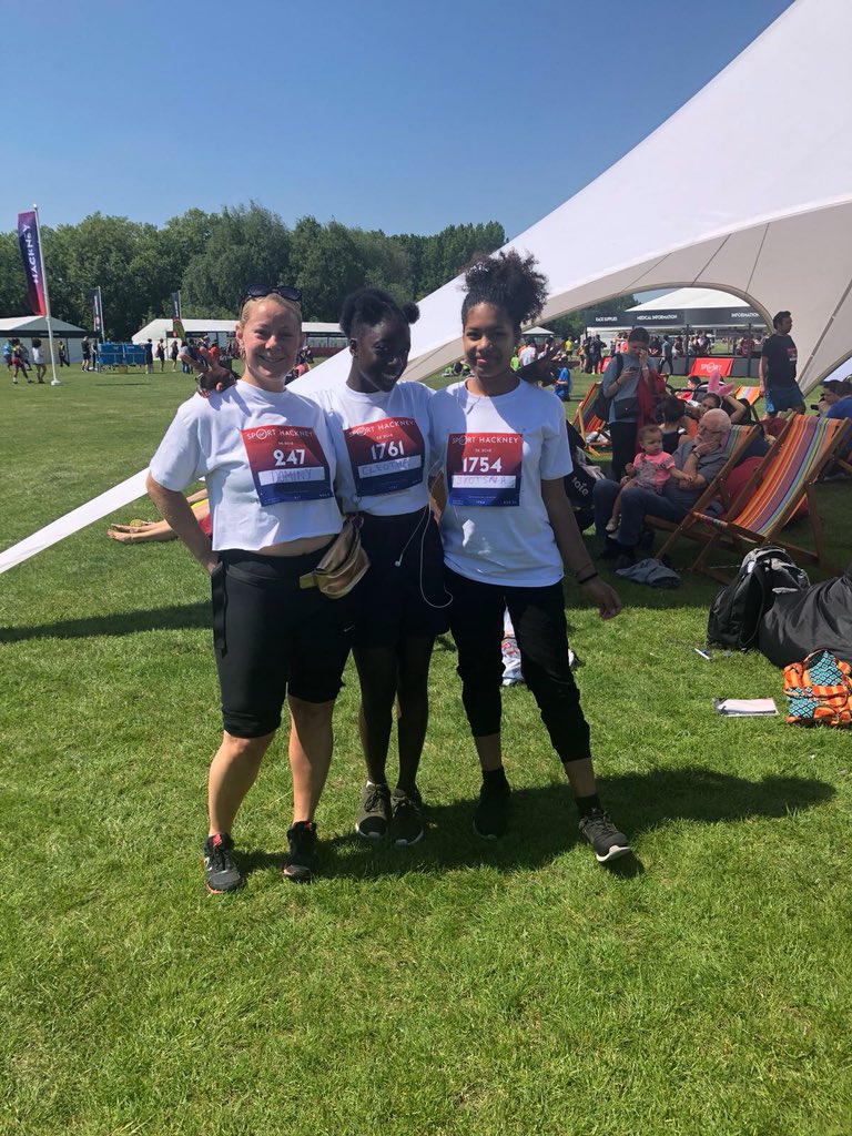 thetabcentre's tweet photo. Our girls have run the Hackney 5K in 34 mins!! Please support us as we raise money to feed the homeless, a youth club and other community projects! 🙏 #hackney5K #shoreditch #shoreditchtab #community #charity https://t.co/zyvzuv8Ggl https://t.co/xOuYMAozpm