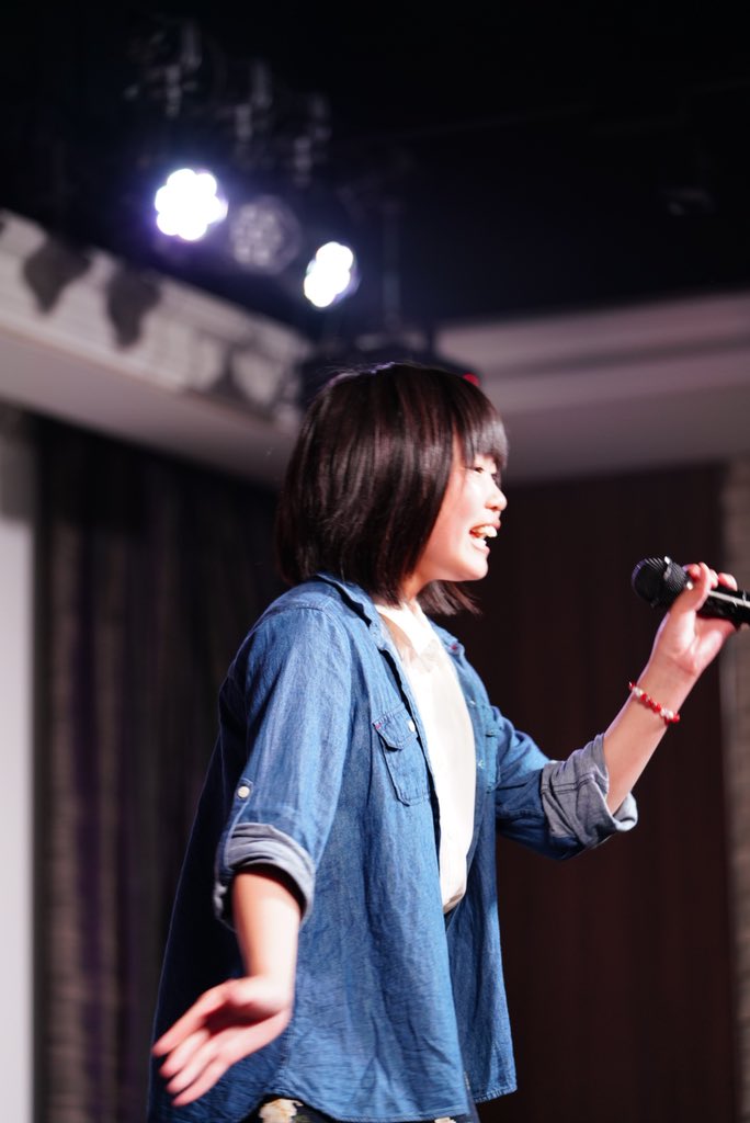 idolldd's tweet photo. 【RIOT BABY】
『東京アイドル劇場』
日程:2018年5月6日(日)
会場:品川 J-SQUARE
衣装:私服
AINA(その2)
#命短し走れよ親父 #IDOLvsWIFE
#RIOTBABY #AINA
#東京アイドル劇場 #2018may #今を生きる https://t.co/IDumWox72A