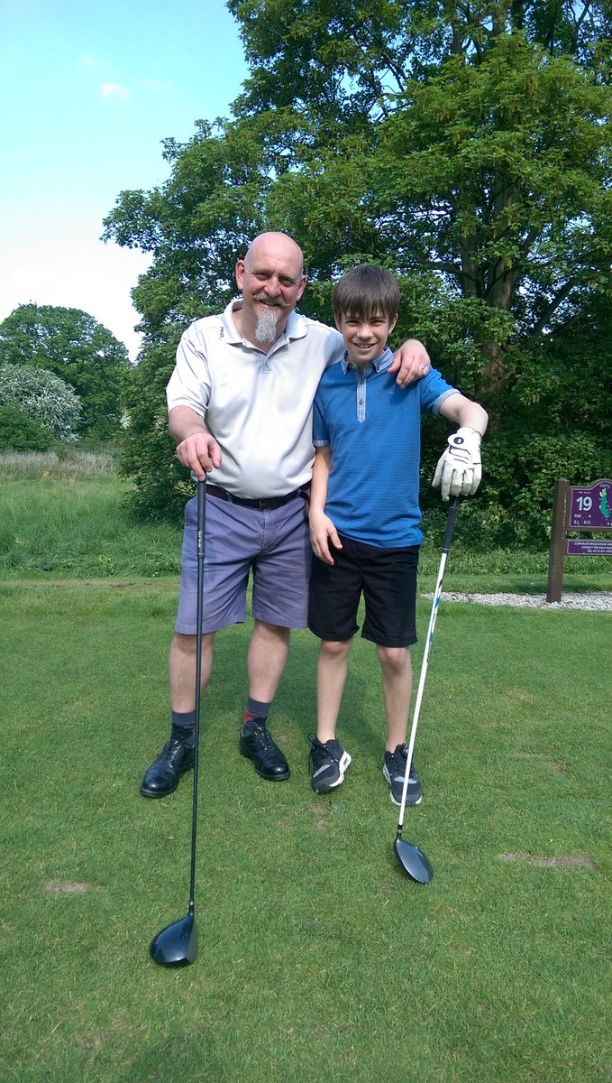 JasonYoung448's tweet photo. Dad and lads golf competition https://t.co/zIEZlr1kLz