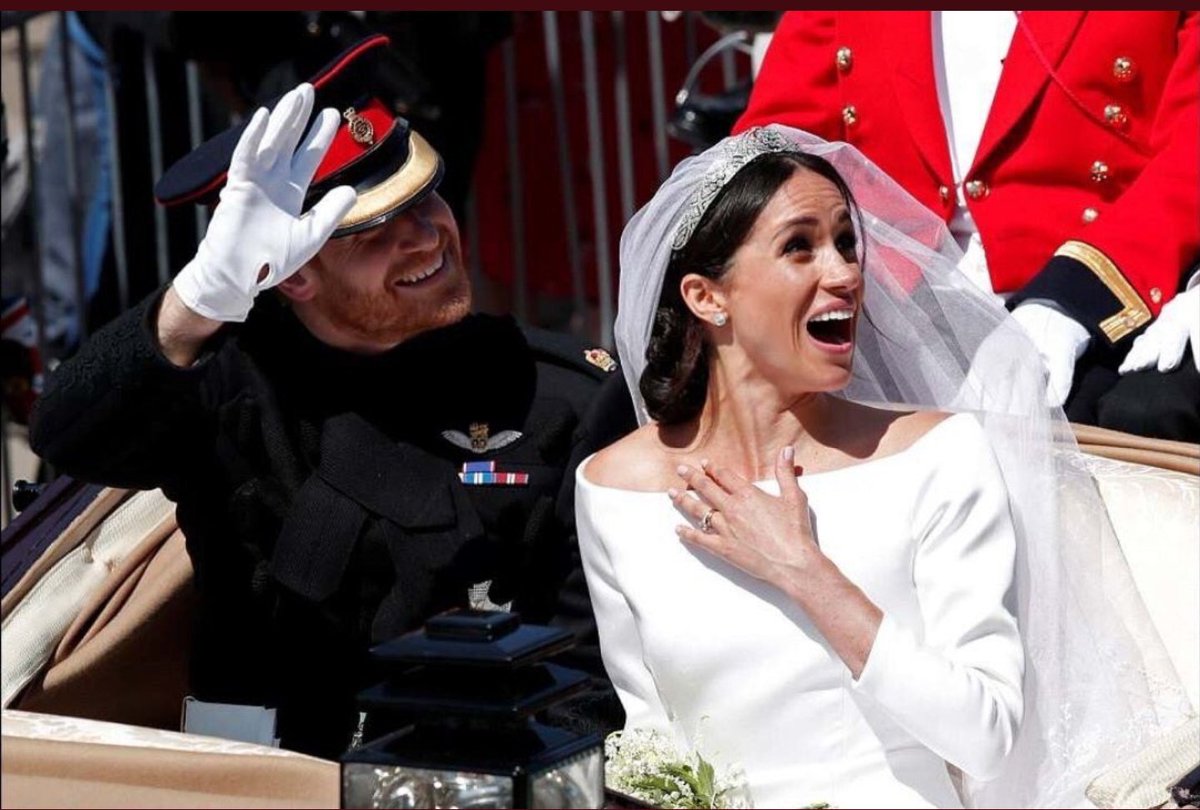 drphiliplee1's tweet photo. Everyone: Awww what a lovely couple. God bless.

Doctors: I can definitely get a grey cannula into that vein on the back of Meghan's hand, orange on a good day. https://t.co/ZtRAOYpisa