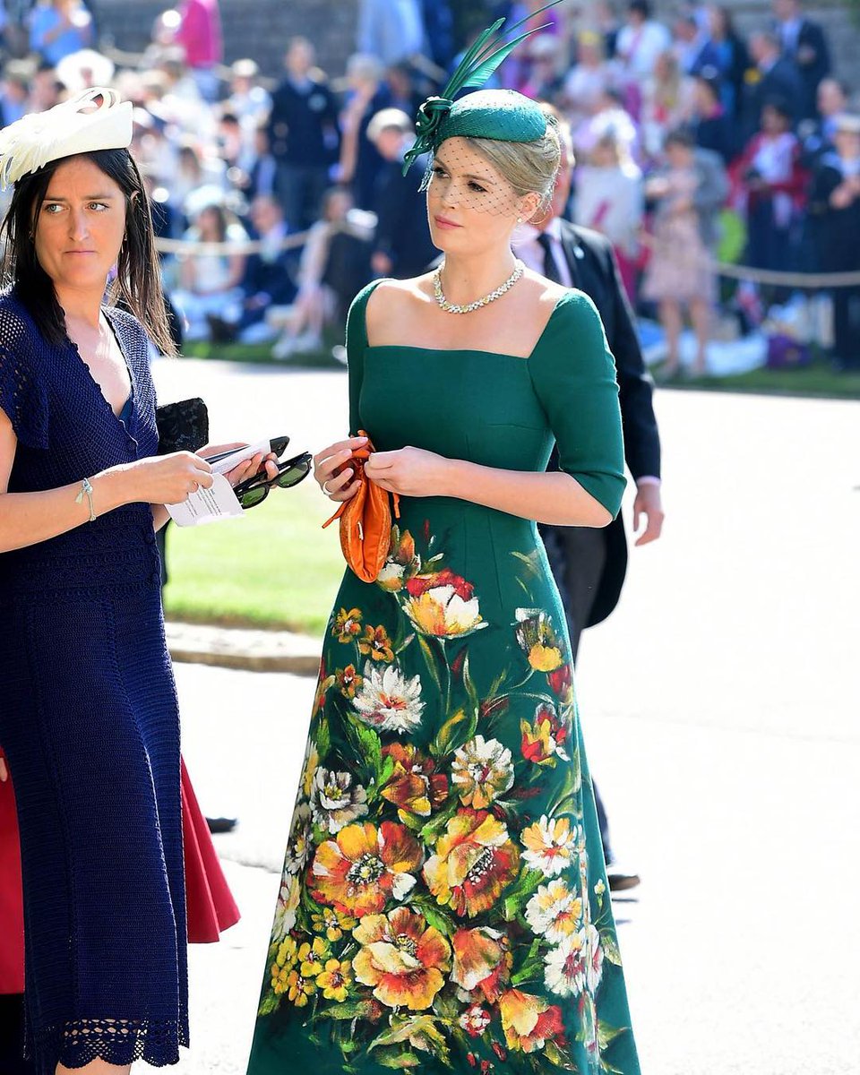 ShowbizAndNewz's tweet photo. #RoyalWedding #HarryAndMeghan
#royalweddingweek #royalwedding #princeharryandmeghan #dukeandduchessofsussex #royalfamily #britishroyals #britishroyalfamily #britishmonarchy https://t.co/zbtkjPMyzO
