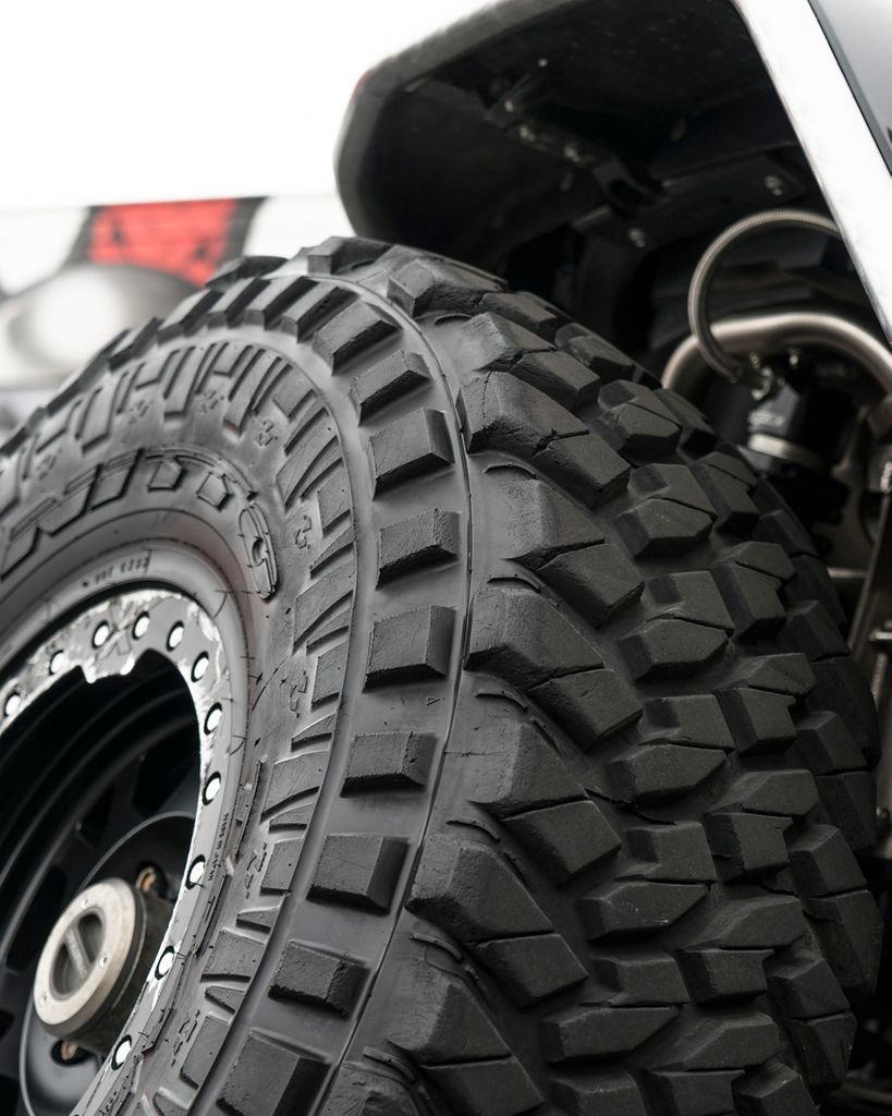 NittoTire's tweet photo. Itching to get some dirt between its toes.

#Nitto | #TrailGrapplers | #OffRoad | #RoadsOptional | #FueledByEnthusiasts | #Beadlocks https://t.co/zJS5yOGH0u
