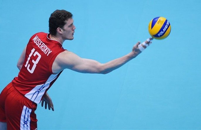 Dmitriymuserskiy ドミトリー ムセルスキー 人間山脈 サントリーサンバーズ ロシア代 18 10 2930歳に Twitter