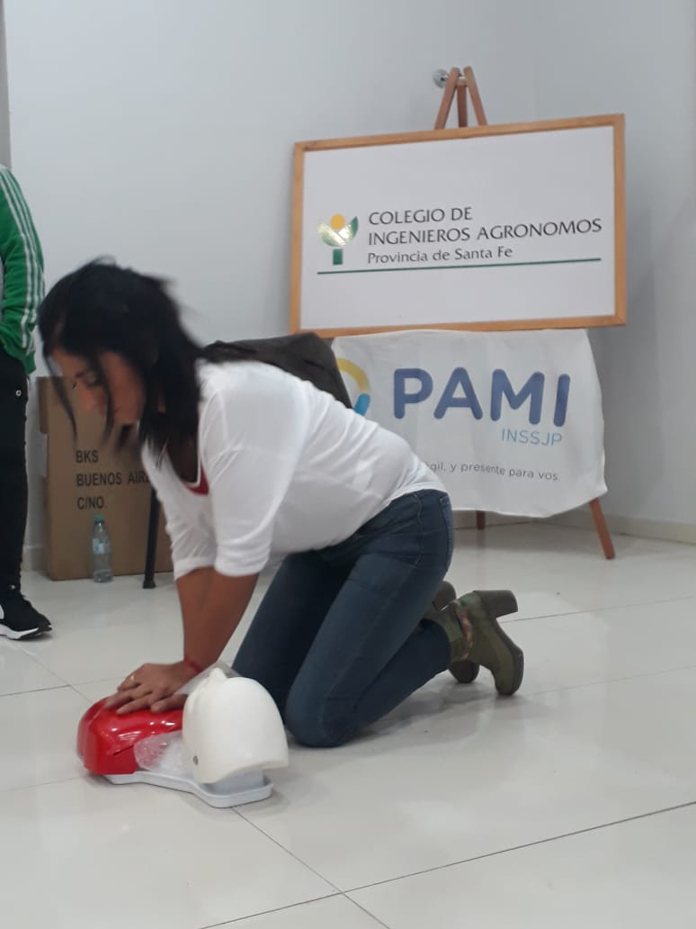 Curso de RCP !!! PAMI Y COL. ING. AGRONOMOS. <a href="/PAMI_org_ar/">PAMI - INSSJP</a> @lasarteari <a href="/fermingez69/">Fer Domínguez</a> <a href="/cas/">cas</a>
