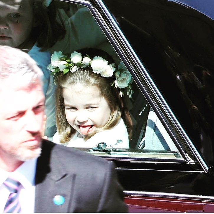 ShowbizAndNewz's tweet photo. Princess Charlotte ๐๐๐
#RoyalWedding #HarryAndMeghan
#royalweddingweek #royalwedding #princeharryandmeghan #dukeandduchessofsussex #royalfamily #britishroyals #britishroyalfamily #britishmonarchy https://t.co/rmljIw5jep