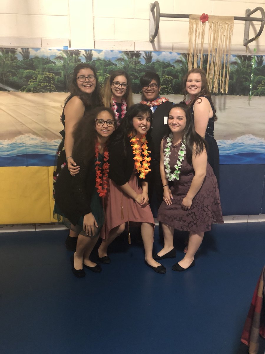 Gracebottalico's tweet photo. I’m going to miss these eighth graders. https://t.co/7bCTeY5Y6Q