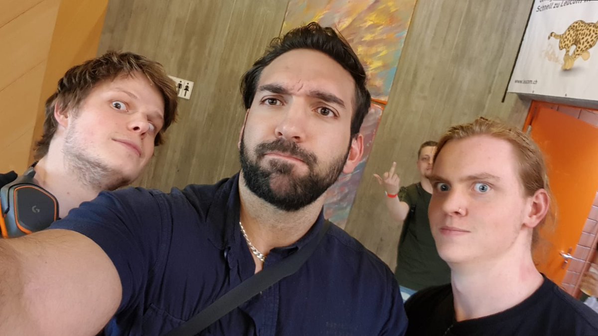 HardreadCH's tweet image. congratulations to @XcloudSSB for winning the tournament and @AggroFox for his second place today in smash 4 at #eevent