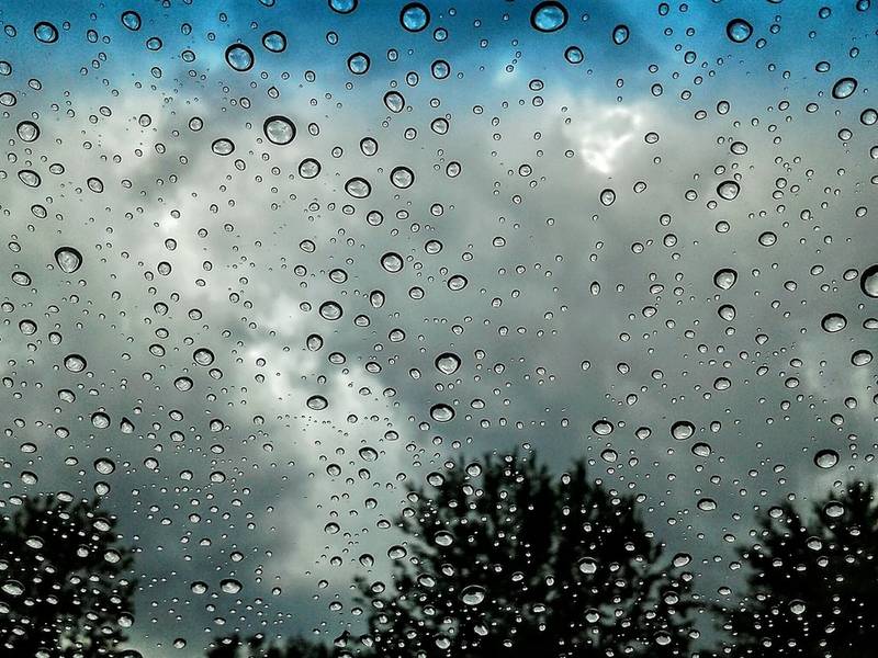 It's a cool spring weekend, so we'll have plenty of warm coffee and friendly faces Sunday. Join us for services at 9:00 and 10:45am. And, we've got a message out of Colossians 3 that will meet you right where you are at..so come as you are!