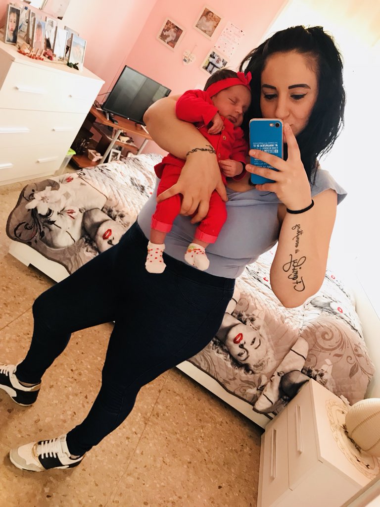 terrychanel10's tweet photo. Un Mese Di Te, Di Me Di Noi Fragolina Mia😍
La Mamma Ti Ama Così Tanto😍
Sei La Cosa Più Bella Che Potessi Creare! Sei Essenza Dei Miei Giorni❤️
Il Mio Tutto Il Mio Perchè❤️

#Perla🎀 #UnMeseDiNoi❤️ #EssenzaDeiMieiGiorni😍 #LaMiaRagioneDiVita❤️ #LaMammaTiAma😍 https://t.co/dyxx4kh3ku