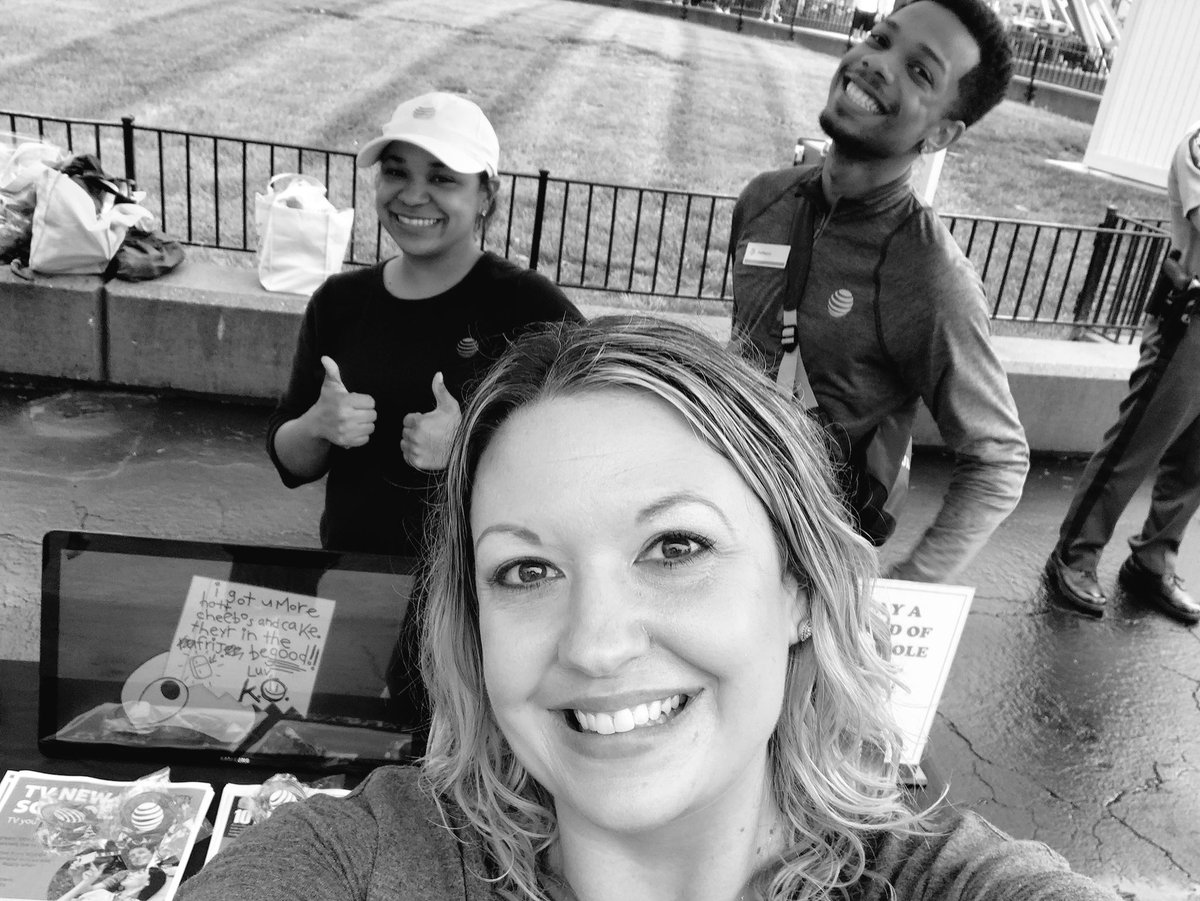 gauxlego's tweet photo. Look alive Day 2 ! Supporting our Cincy first responders! #firstnet #NWVibes 🚨🚒🚑🚓🚨 https://t.co/6sRgB674Kv