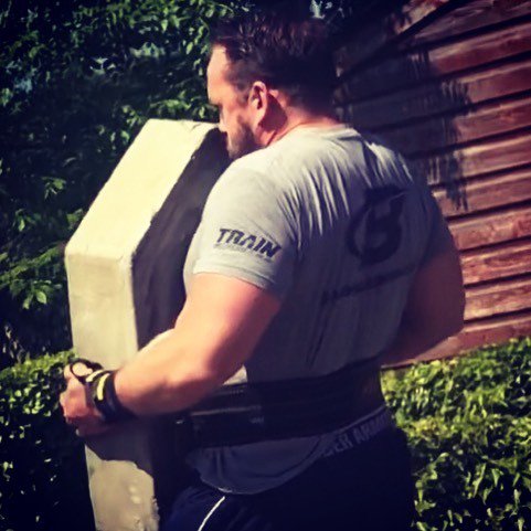 Adamhalsey's tweet image. Another session in the bank. More log press work, then 100kg tomb stone walks in 270kg yoke runs  #strongmantraining #strongereveryday #CJBstrong  #ambassador @c_j_barney 
#naturalstrongman #newtargets #bigbootyproblems 
For coaching or programming enqui… ift.tt/2Iwk6Nl