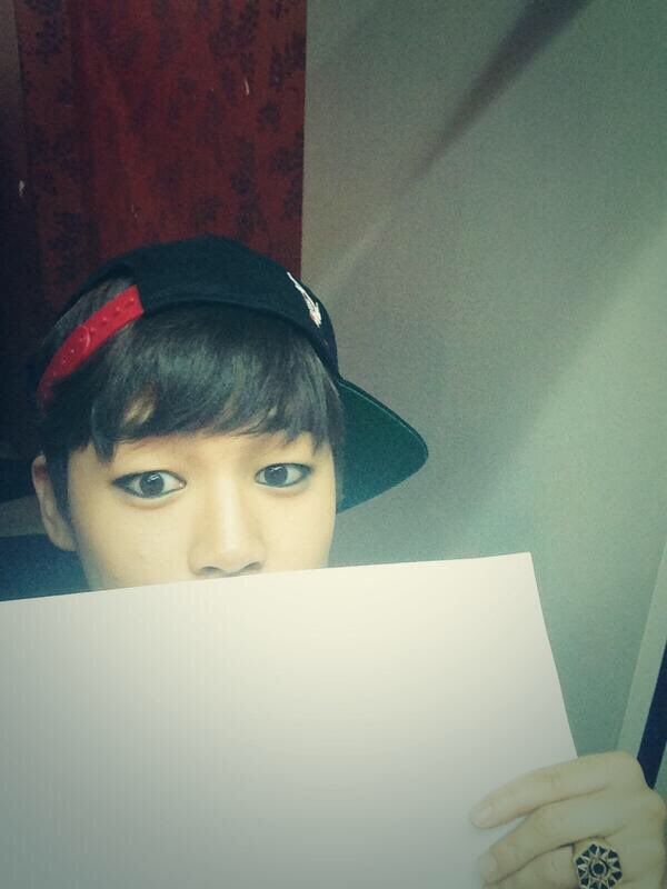 たらこヌナ には デビュー曲 の撮影中です ってツイートしてリツイートもお気に入りが4桁とかやのに 5年後にはアメリカでワールドワイドスターになってやがるのただの シンデレラストーリー映画化まだ