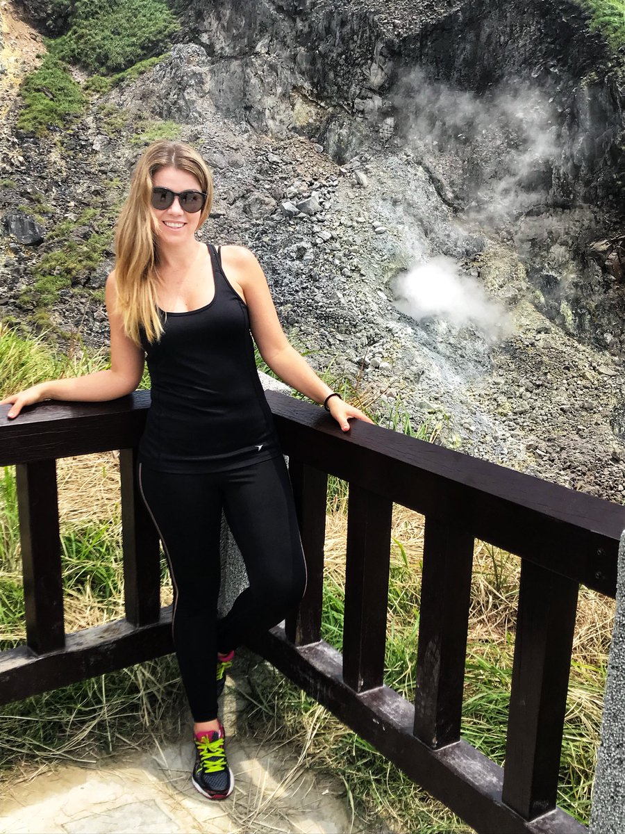mjcubero's tweet photo. Volcano Landform of Xiaoyoukeng... Fumarolas del volcán Qixingchi, en las montañas de Taipei.
#taipei #xiaoyoukengvolcano #exploringtaiwan🇹🇼
#expatlife #livinginAsia #小油坑遊憩區 🌋⛰ https://t.co/Kx01Nuwaqp