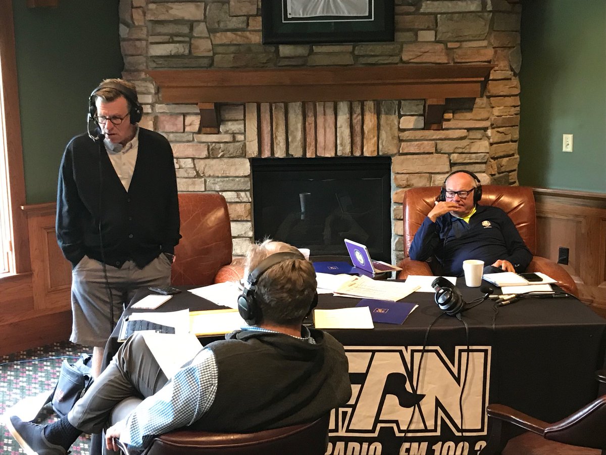 poafarmernomore's tweet photo. Fun having @KFAN1003 and Tee to Green host @CommonManKFAN in house this morning! https://t.co/bsS96WTPT6