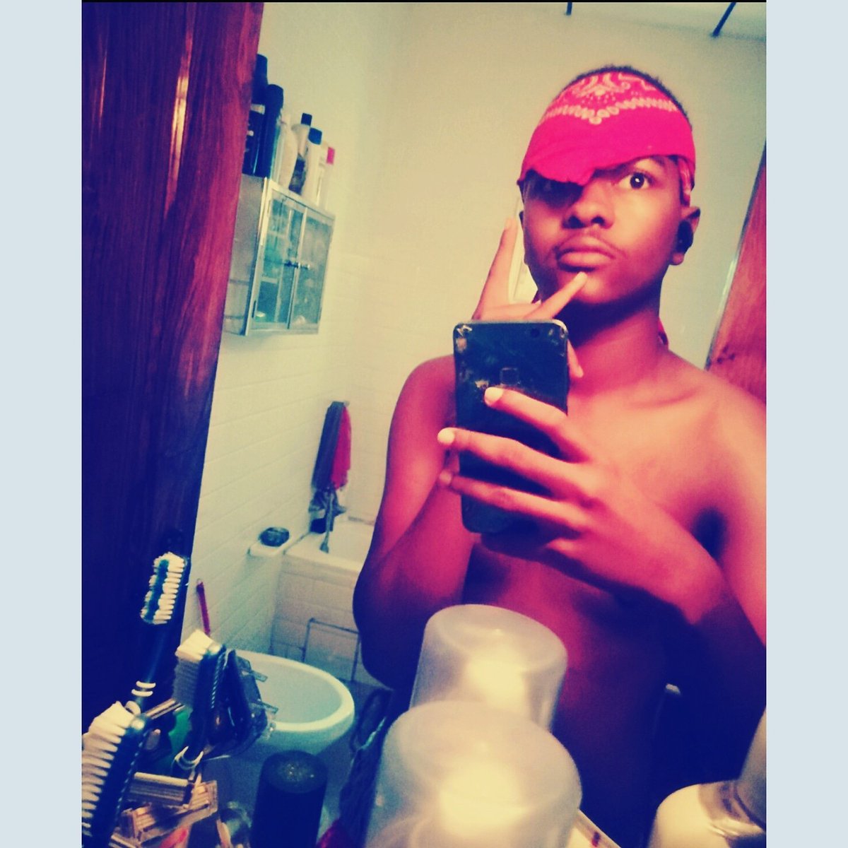 Slowmen8's tweet photo. #NouvellePhotoDeProfil https://t.co/7tV709khmK