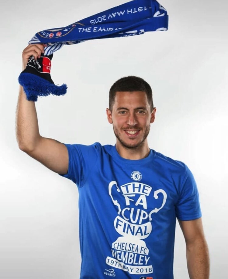 Arrizabalager's tweet photo. Three hundred club. #Hazard300 https://t.co/u1DXGfMTEg