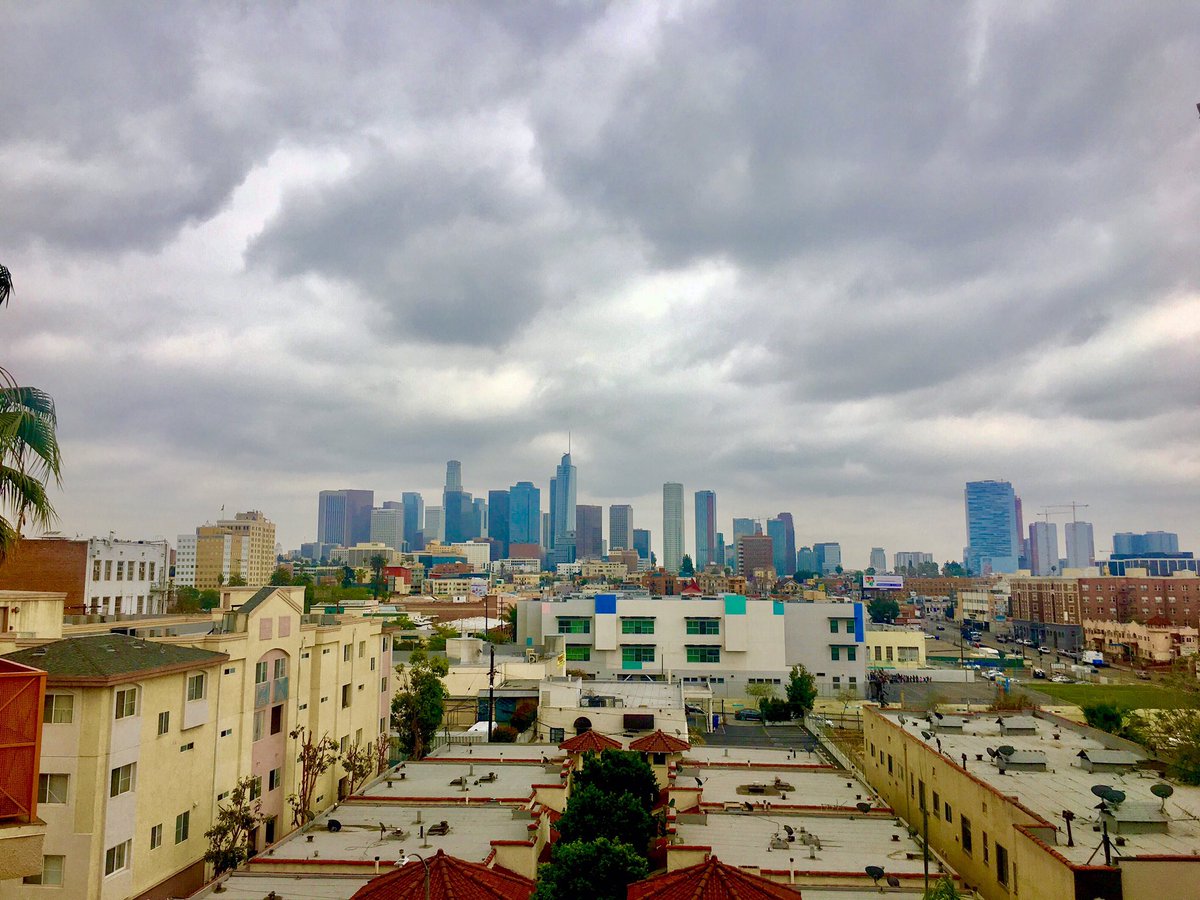 1takeproduction's tweet photo. Pausing for a moment of peace and tranquility. #writeitshootit #writing #break #screenwriter #screenwriting #screenplay #walkingaroundtown #dtla #losangeles #tv #pilot #shortfilm #feature #film #cinematographer #cottoncandy #clouds #1takeproduction 💻🎬🎥 https://t.co/46xo4gWSZK