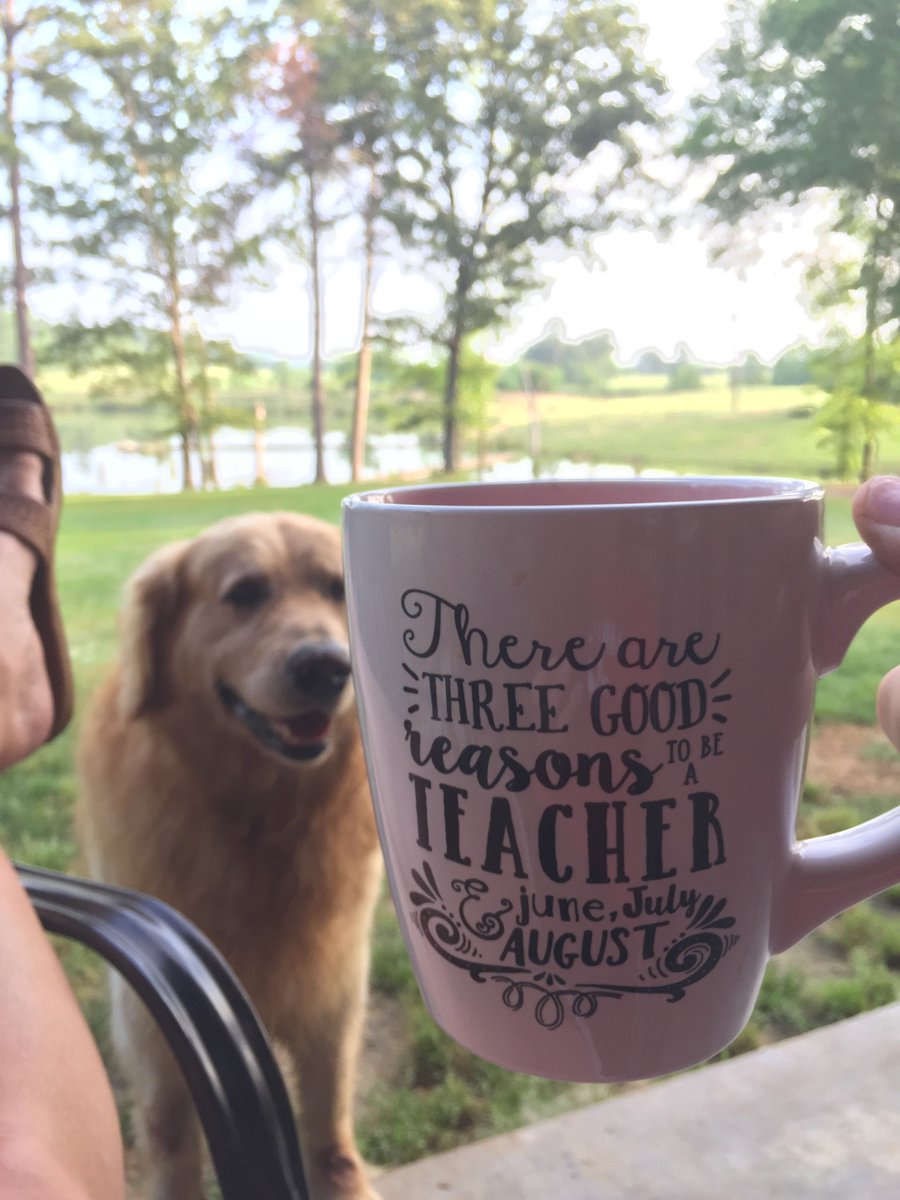 45smreyes's tweet photo. Beautiful morning! 4 days my beautiful people!! https://t.co/Irbol9oqGA