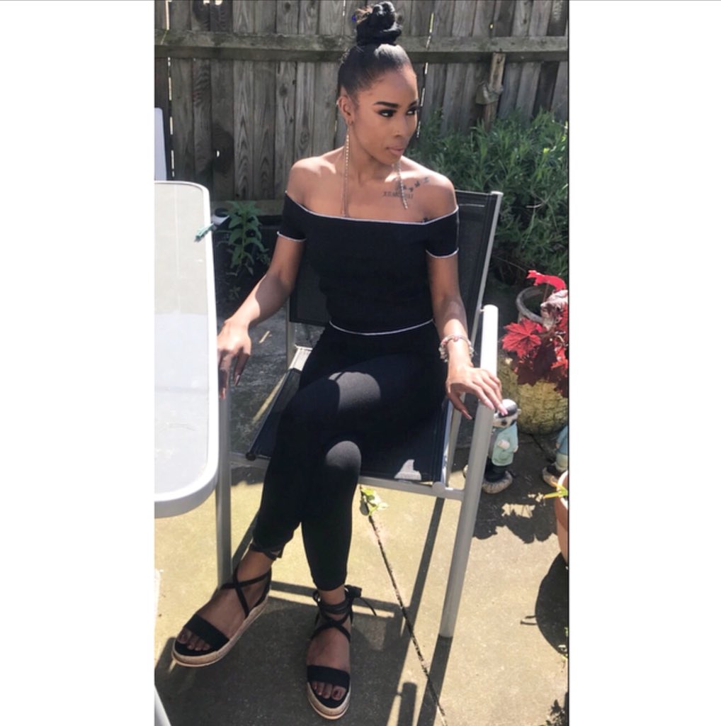chaneltameika's tweet image. Enjoying the weather ☀️✨ #spring #sunvibes