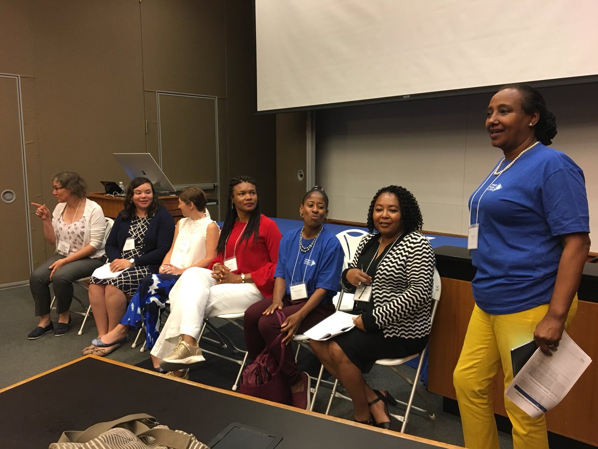 jessiet1023's tweet photo. Now up- panel of career counselors- the “GPS of college planning” @TseggaM #GSStemDayDuke https://t.co/d2DLUFP04b