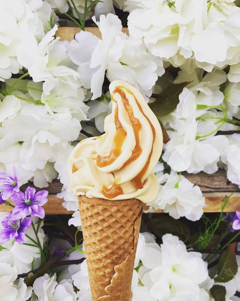 It's a glorious day here in Marlow at Pub in the Park. Keep cool with the Apple Tatin Ice Cream Sundae from <a href="/claudebosi/">Claude Bosi</a> <a href="/TheSwan_Esher/">The Swan Inn, Esher</a> #icecream #foodie