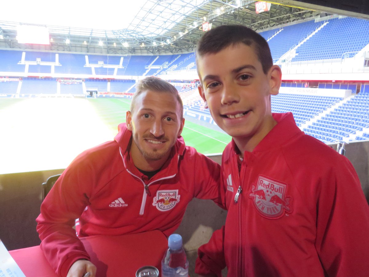 redbullsfan75's tweet photo. Matthew with Daniel Royer!!! #rbnyautographsession #RBNY https://t.co/GAf8K9epxf