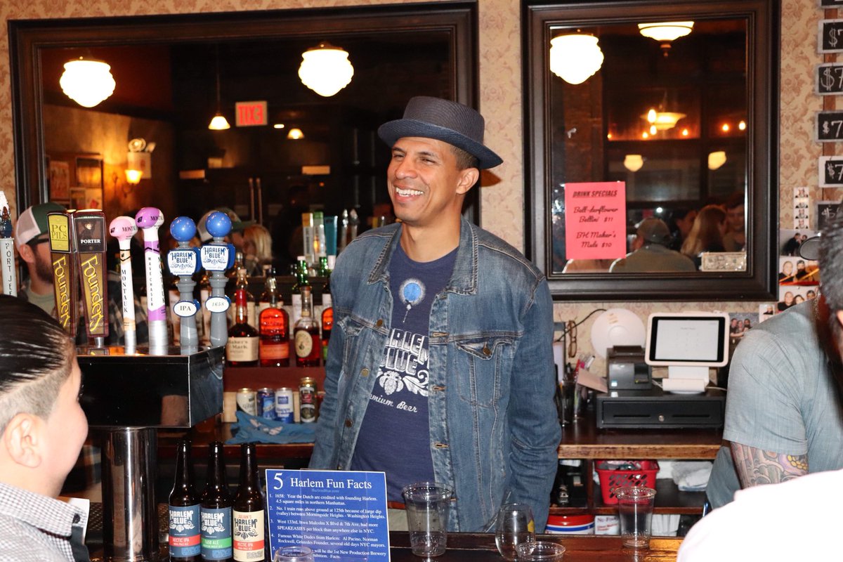 HarlemBlueBeer's tweet photo. #HarlemBlue in BK. Good times at #CityFarmPresents Brooklyn Reserve. Founder Julian Riley pouring/bringing good vibes (what makes us special). #smiles
#cultureblue
#founderpour
#nyccraftbeer
#CreativesHustlersDreamers
#harlembeer
#meetthefounder
Follow us and tell somebody! https://t.co/LVdVxQGd6F