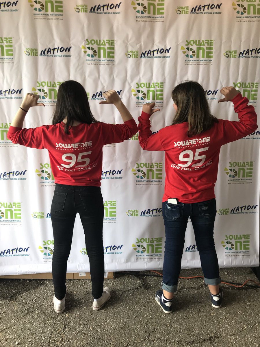 _paigedro_'s tweet photo. Having a lot of fun at @SquareOneNet ‘s Full Scale IVD race #MIgirlsinSTEM #FullscaleIVD https://t.co/71GP4GWQ1K