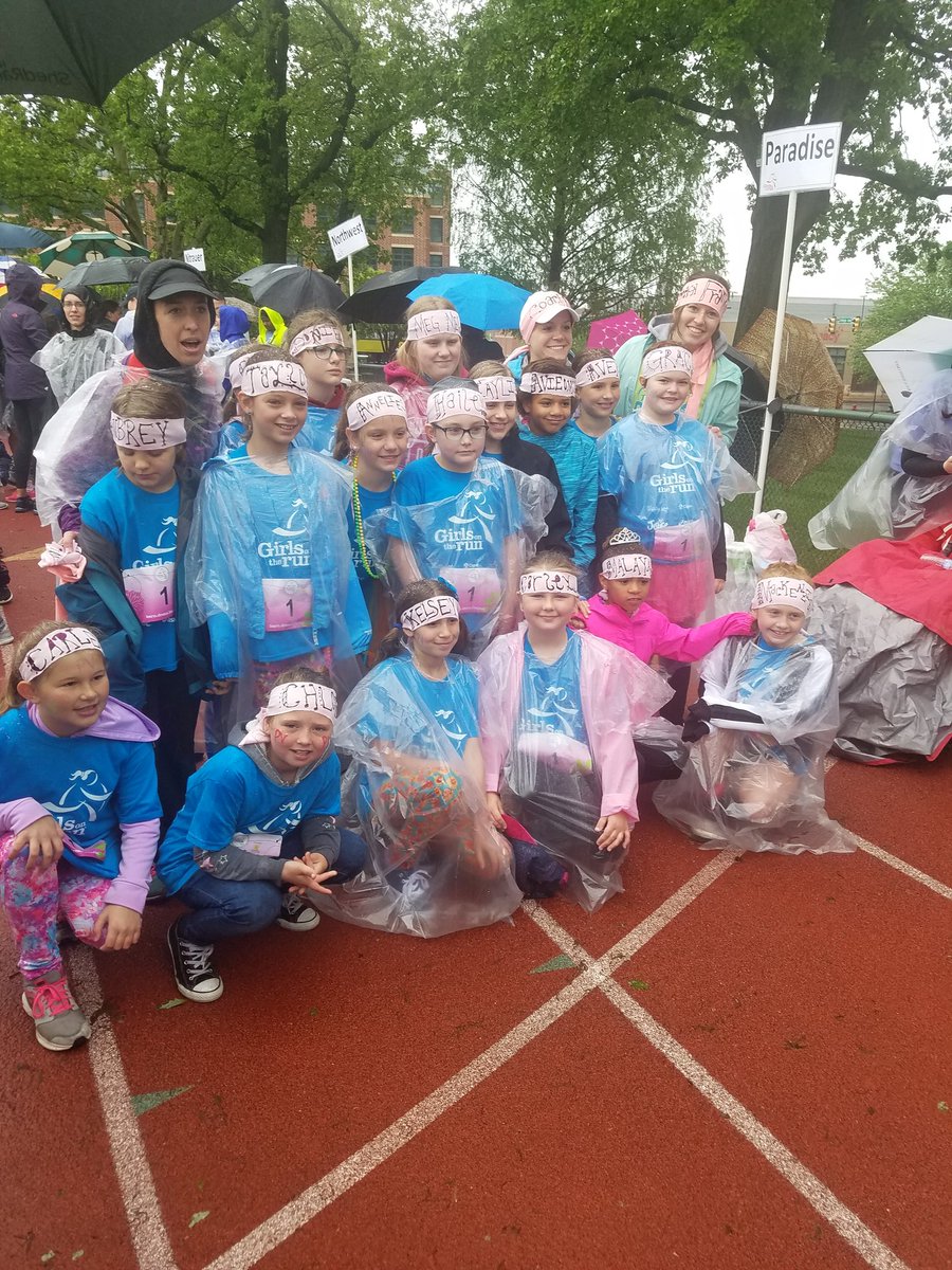 WengerLeeann's tweet photo. Another successful Girls On The Run with our 3rd &amp; 4th grade girls from Paradise!  Thank you to all of the wonderful coaches who dedicated their time to invest in the lives of these amazing young ladies!
#PVBravesProud 
#paradiseElemProud https://t.co/BG0P5CEWUm